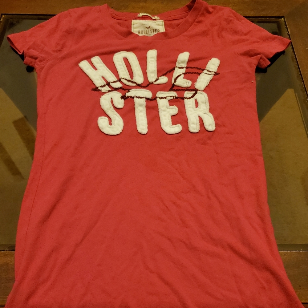Juniors Hollister Tee Shirt
